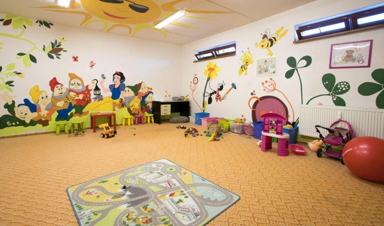 Apartman Lomnica - Vysoke Tatry Vel'ka Lomnica Eksteriør billede